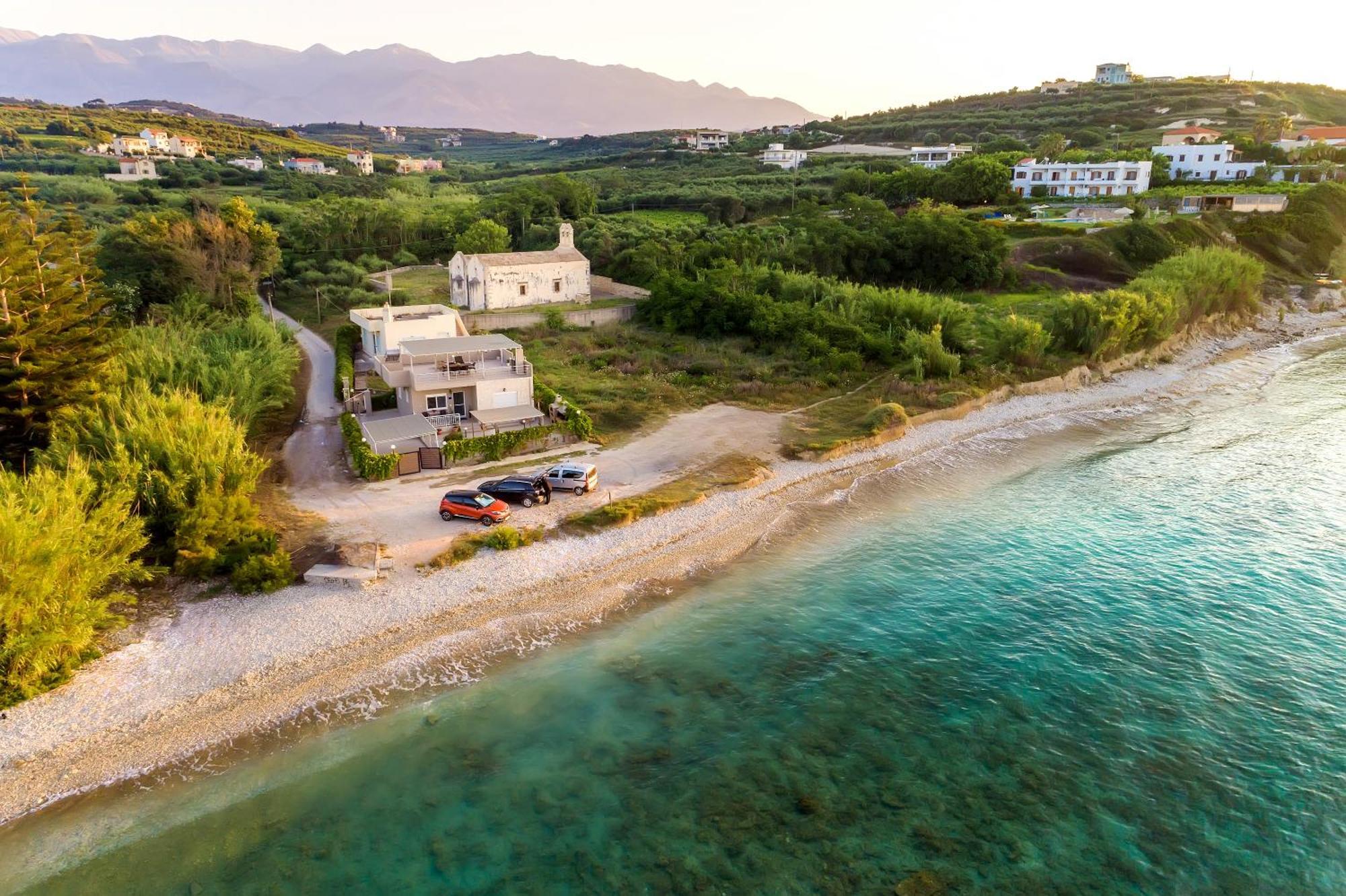 Grekodes Kera, Seafront Villa