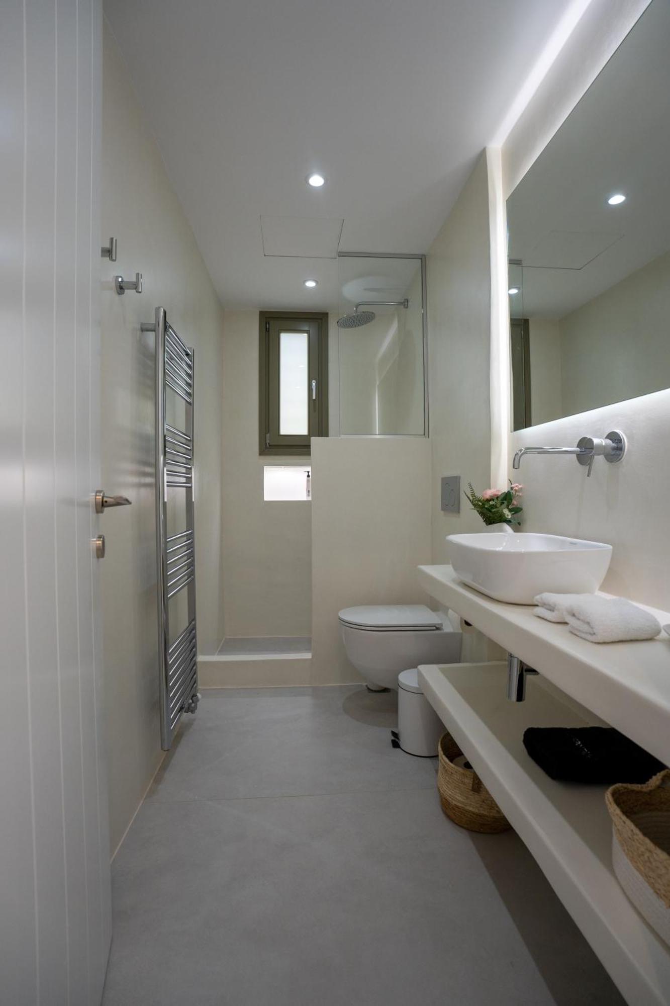 Paros Breeze Luxury Drios