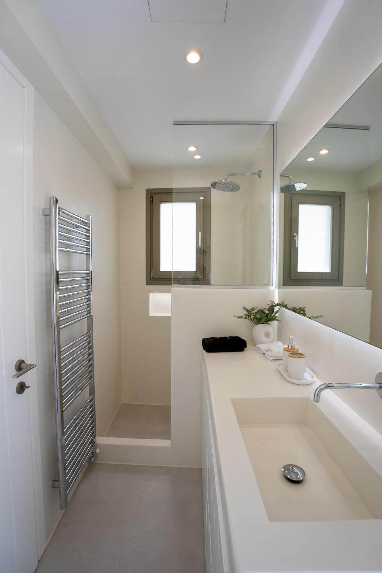 Paros Breeze Luxury Villa Drios