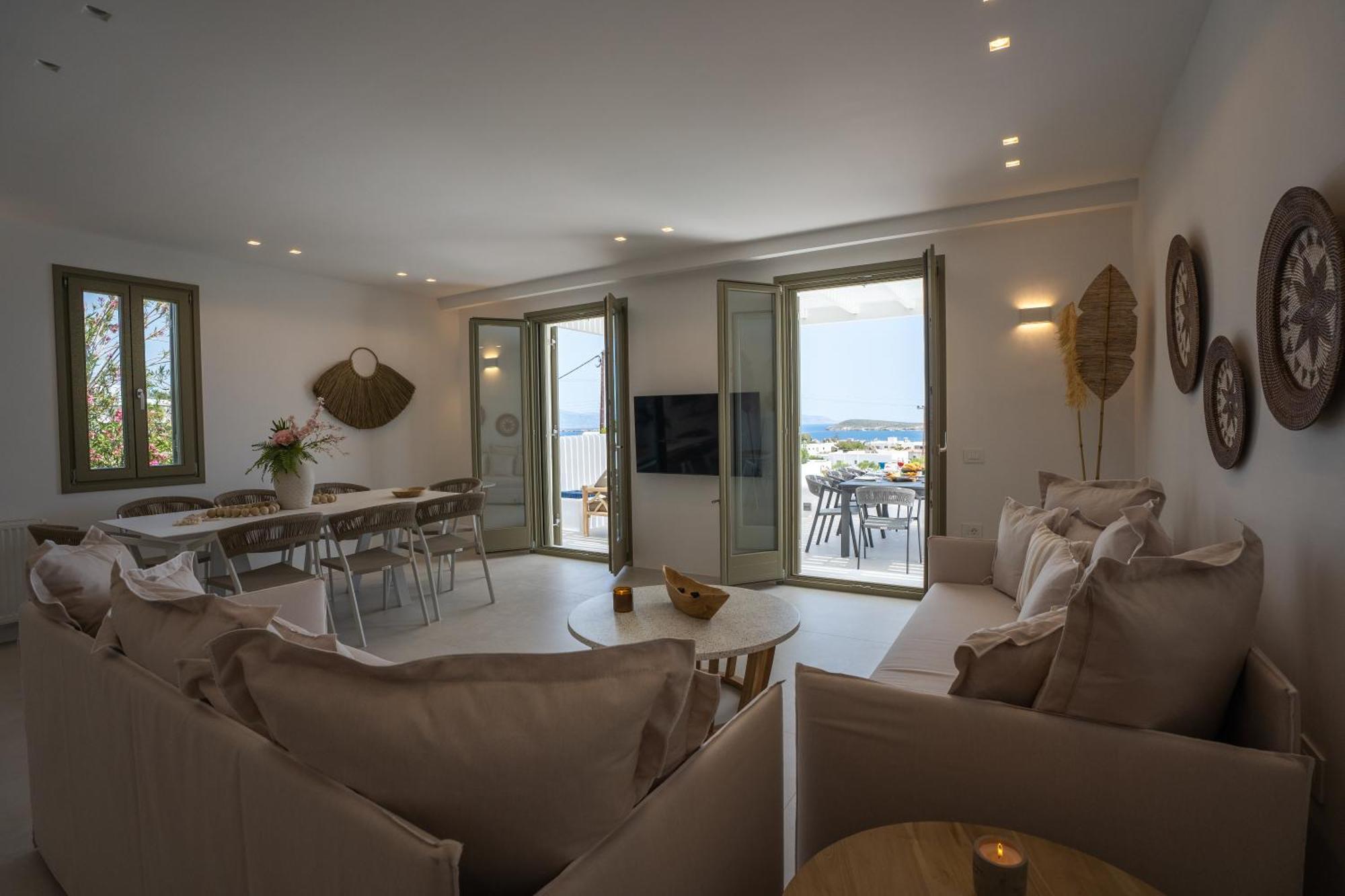Paros Breeze Luxury Villa Drios