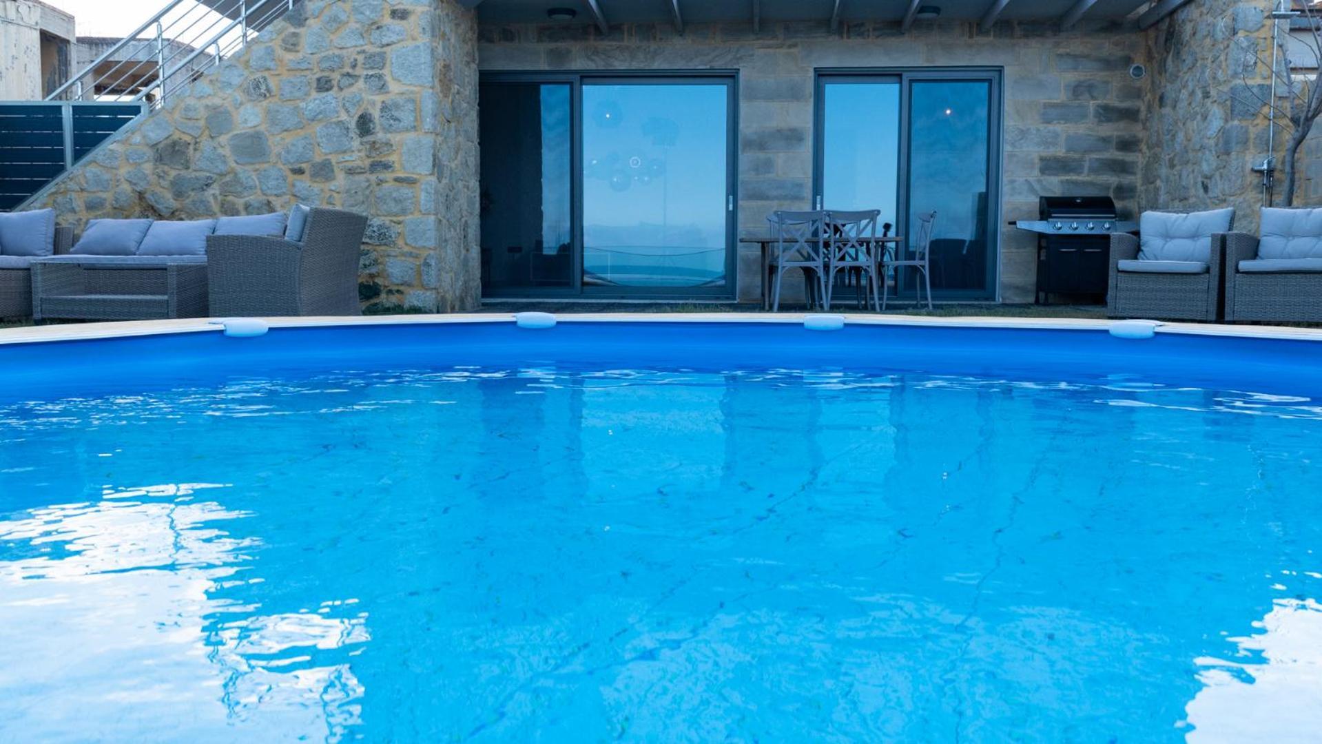 Celeste On The Villa