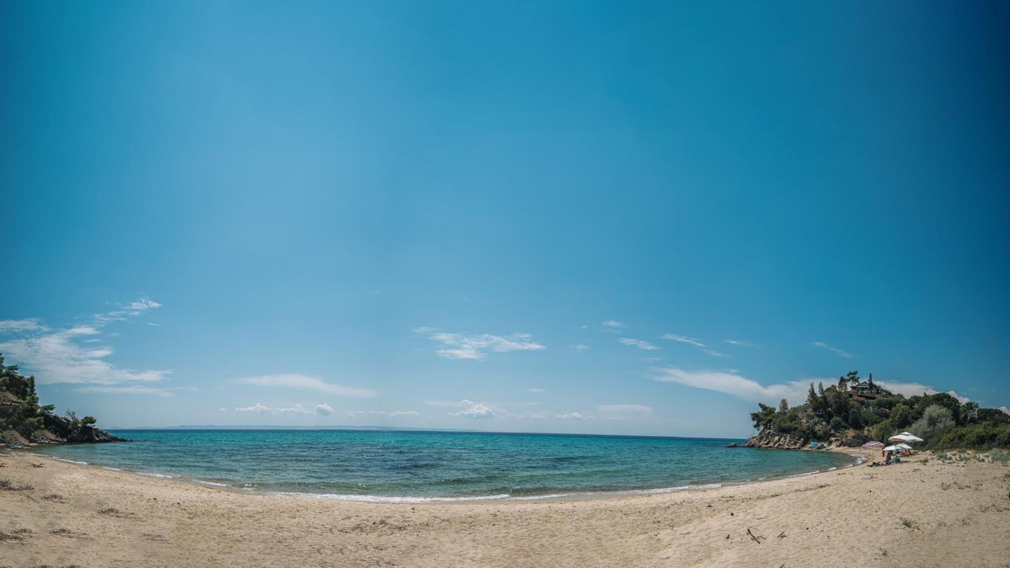 Hacienda Beachfront Villas, Spathies Holiday home