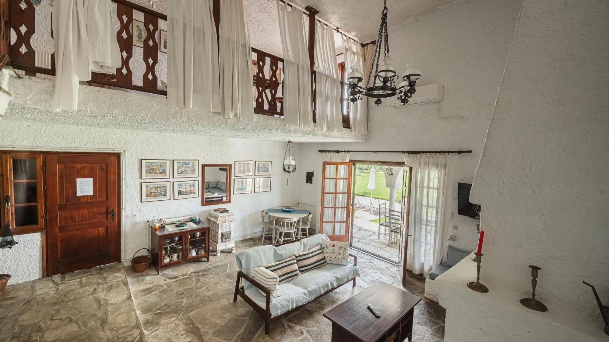 Hacienda Beachfront Villas, Spathies *