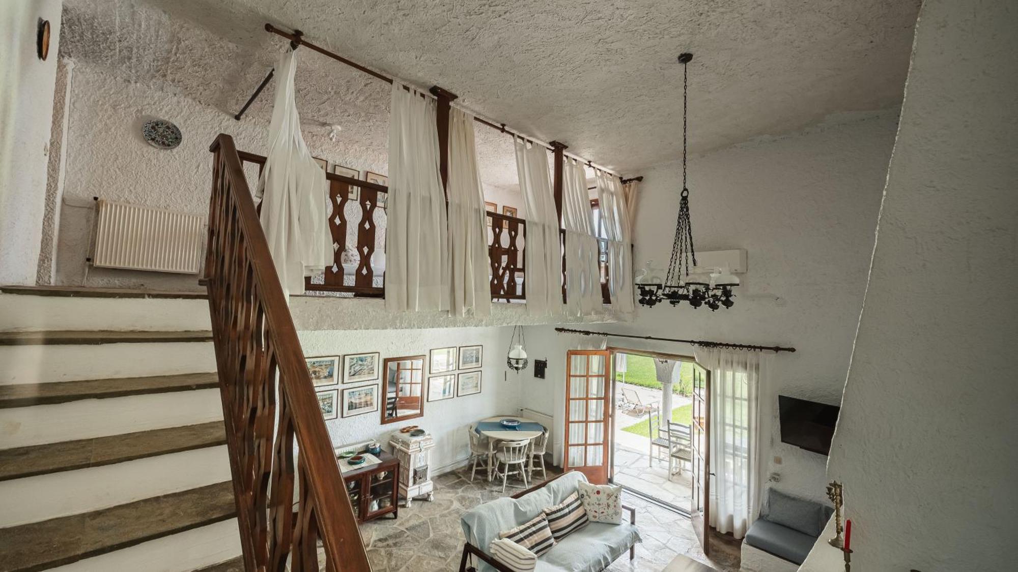 Hacienda Beachfront Villas, Spathies Holiday home