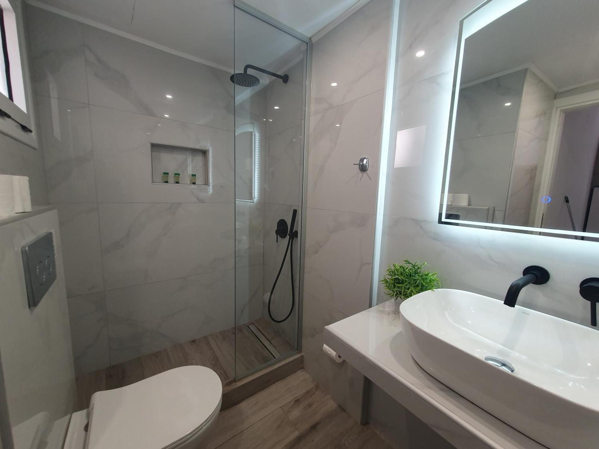 Eva Ivoni Apartment