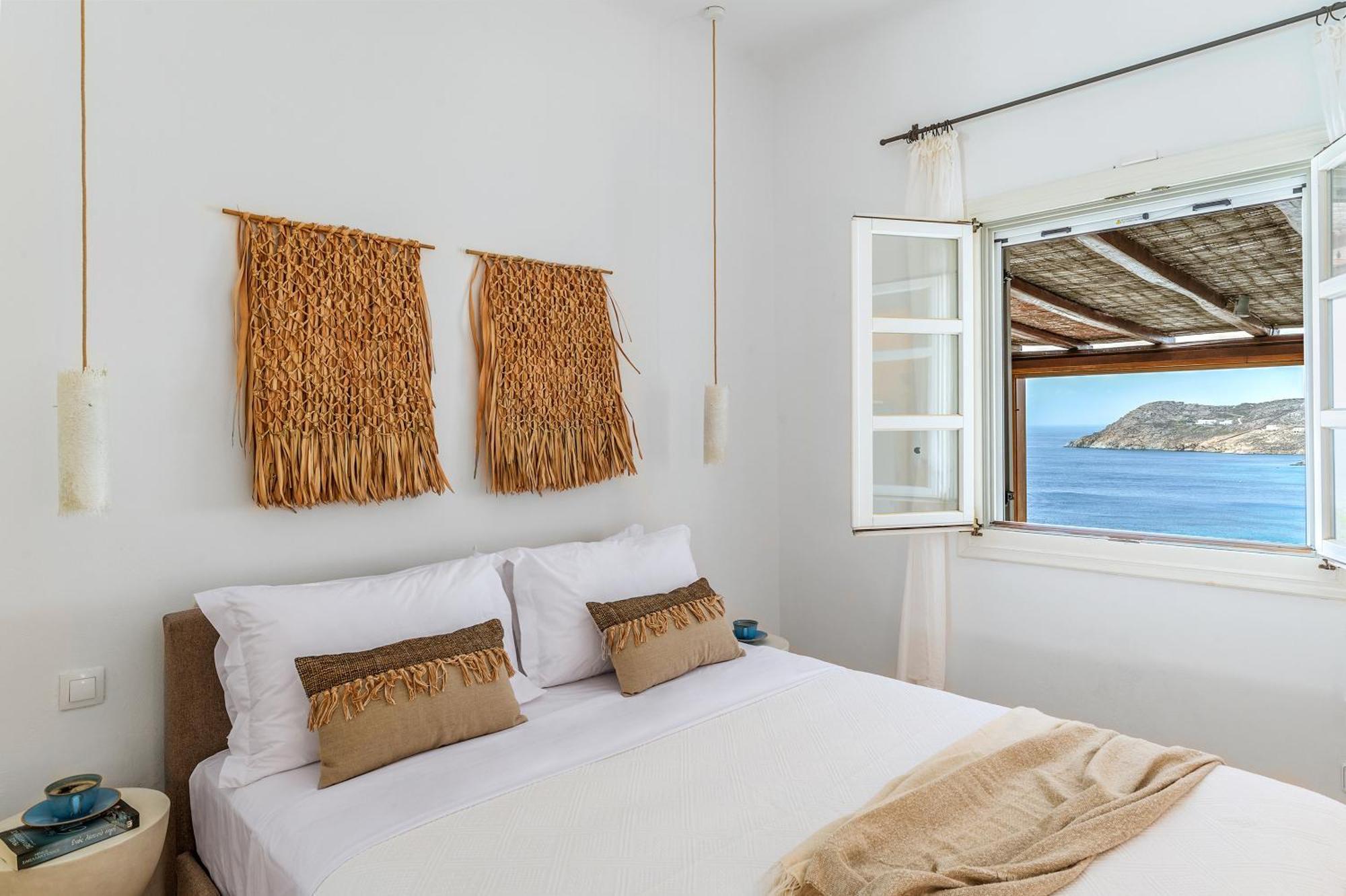 Calma House Villa