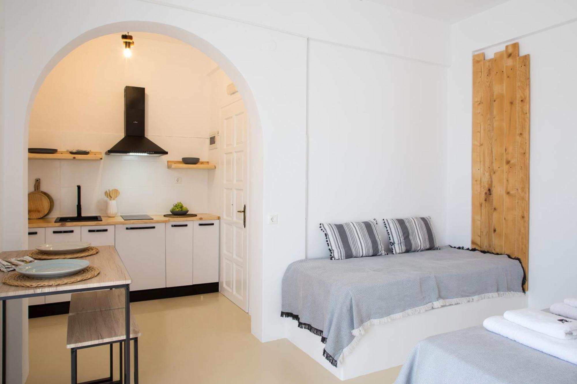 Paros King Aparthotel