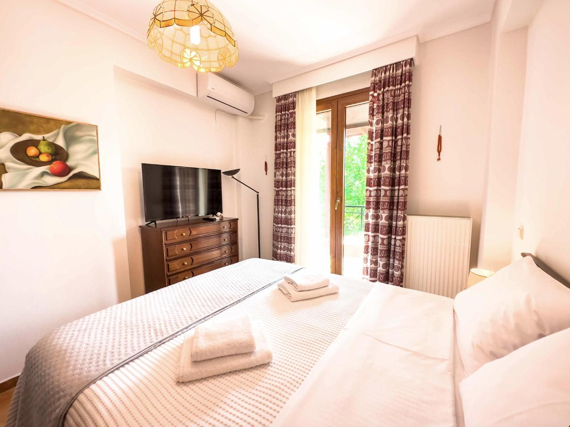 Bougainvillea Holiday home Epanomi