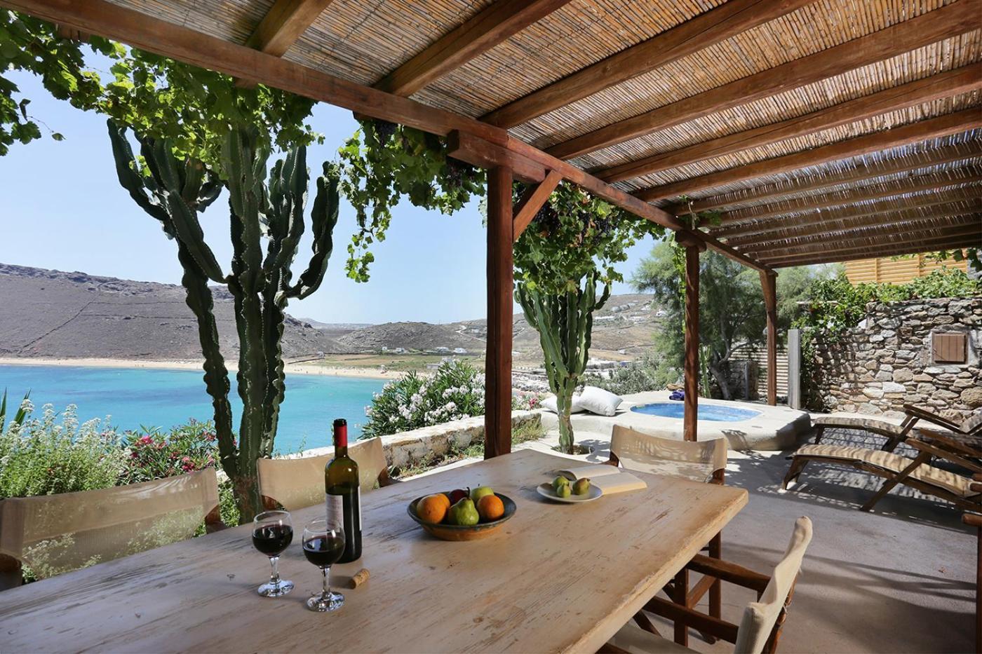 Albatros Club Mykonos 3*