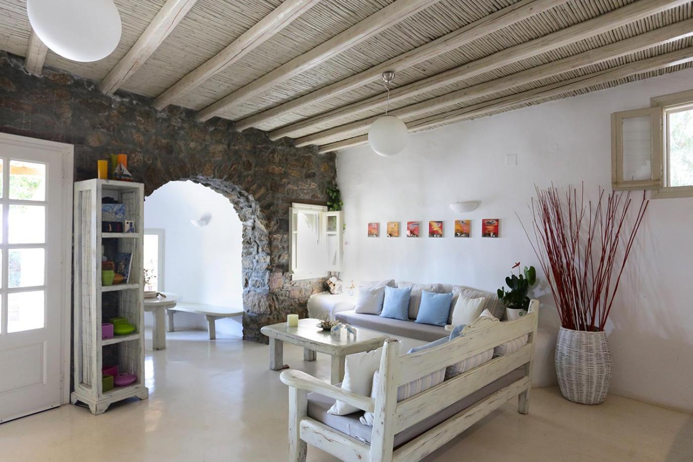 Albatros Club Mykonos Hotel
