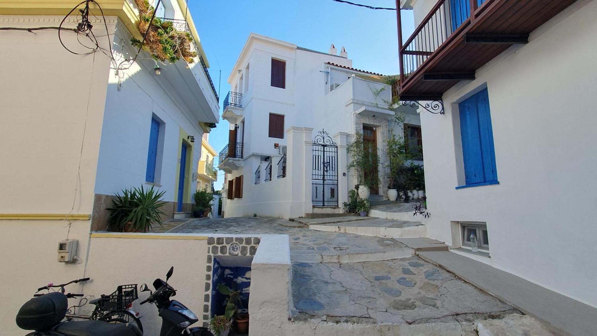 Adele House Apartment