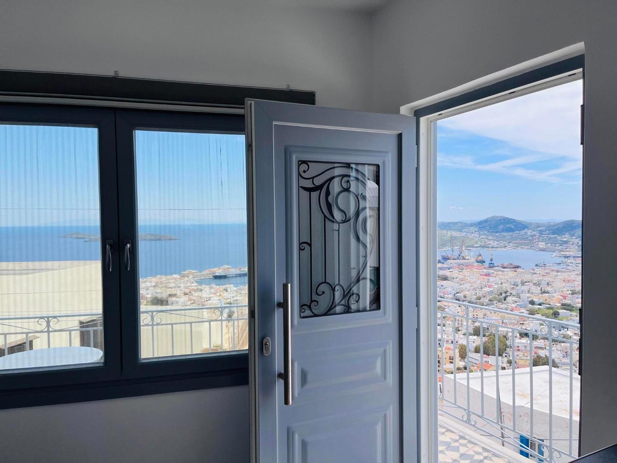 Aurora Syros Apartment *