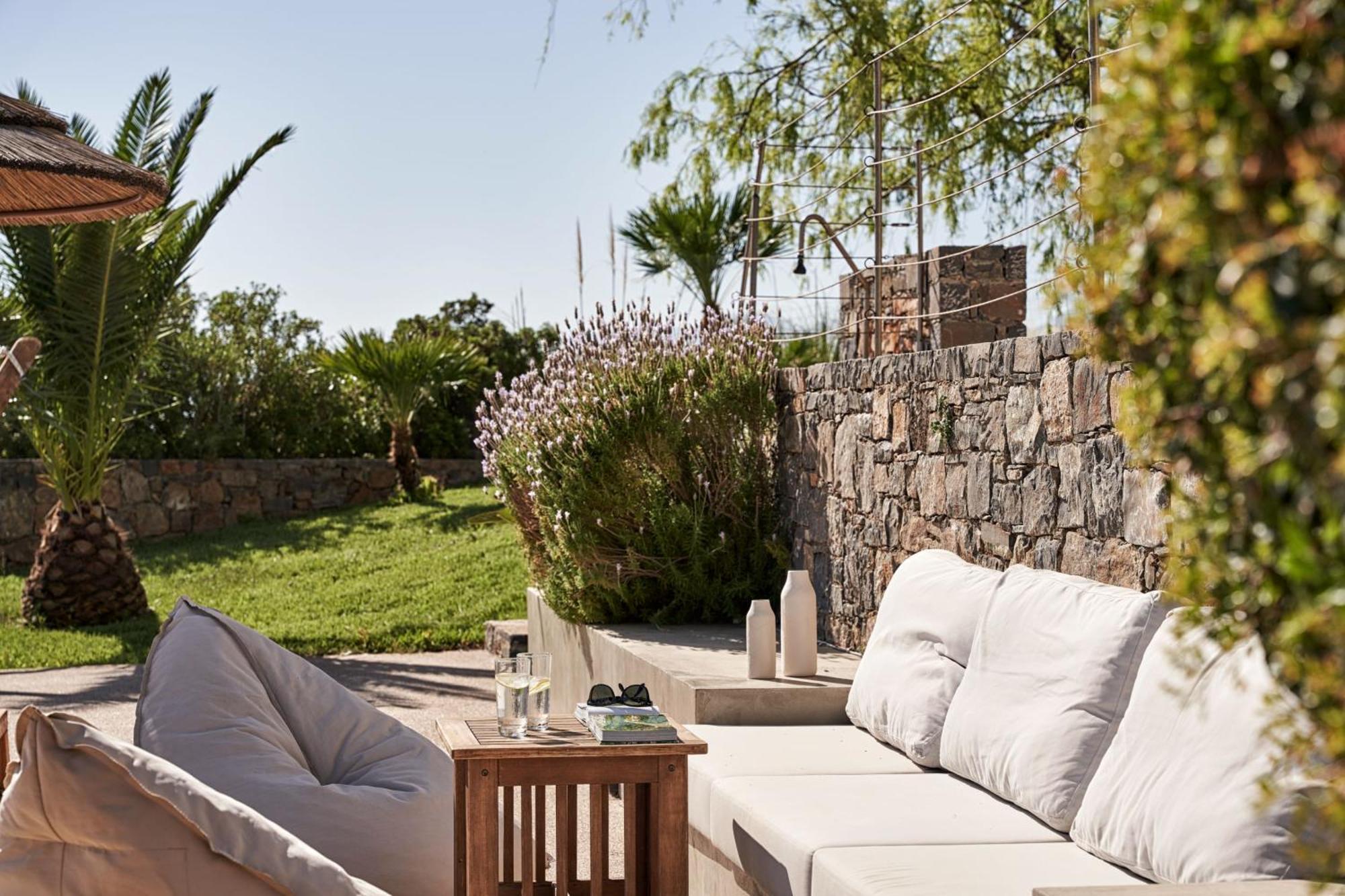 Elounda White Pearl *