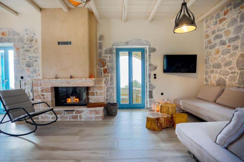 Villa Elemani *