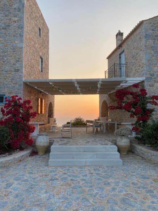 Elemani Villa Areopoli