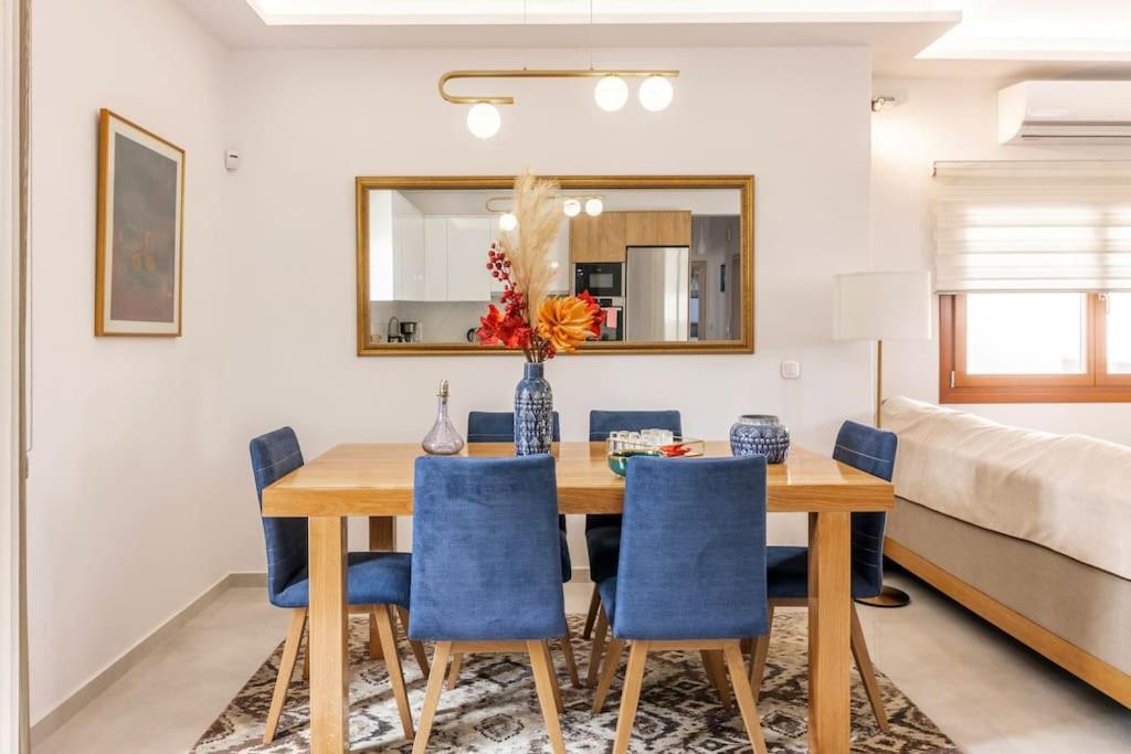 Apartment Luxury Four Season By The Sea