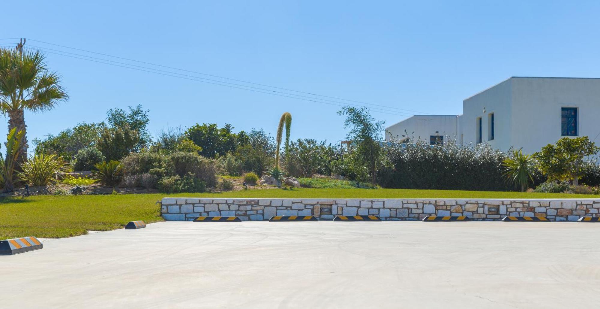 Holiday home In Blue Logaras Piso Livadi
