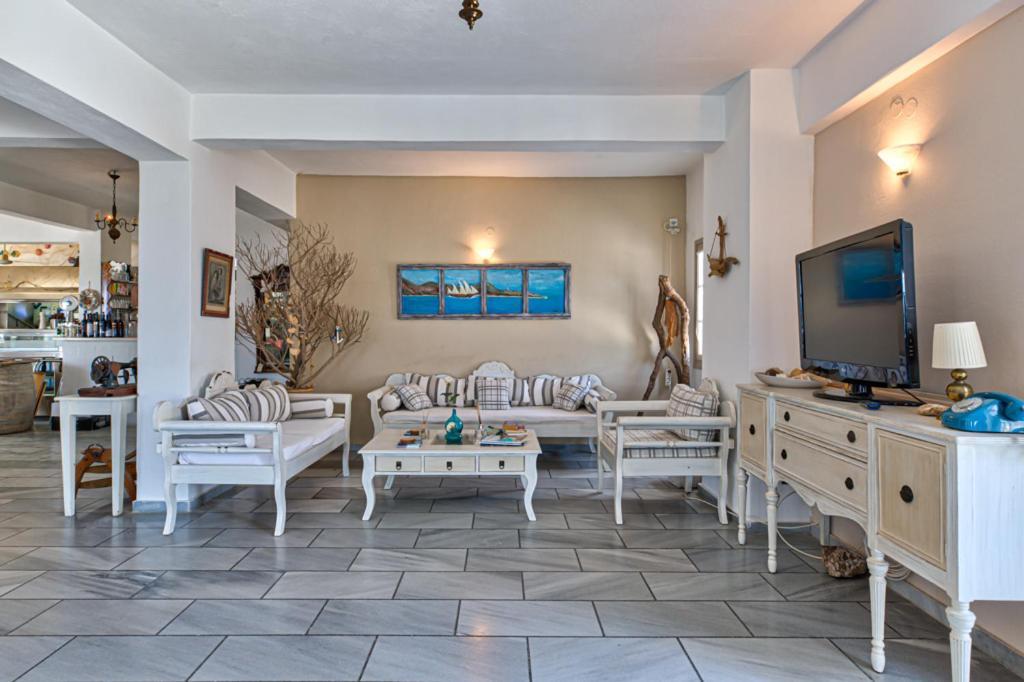Paros Blue Dolphin Fully Renovated By Rivea Group *