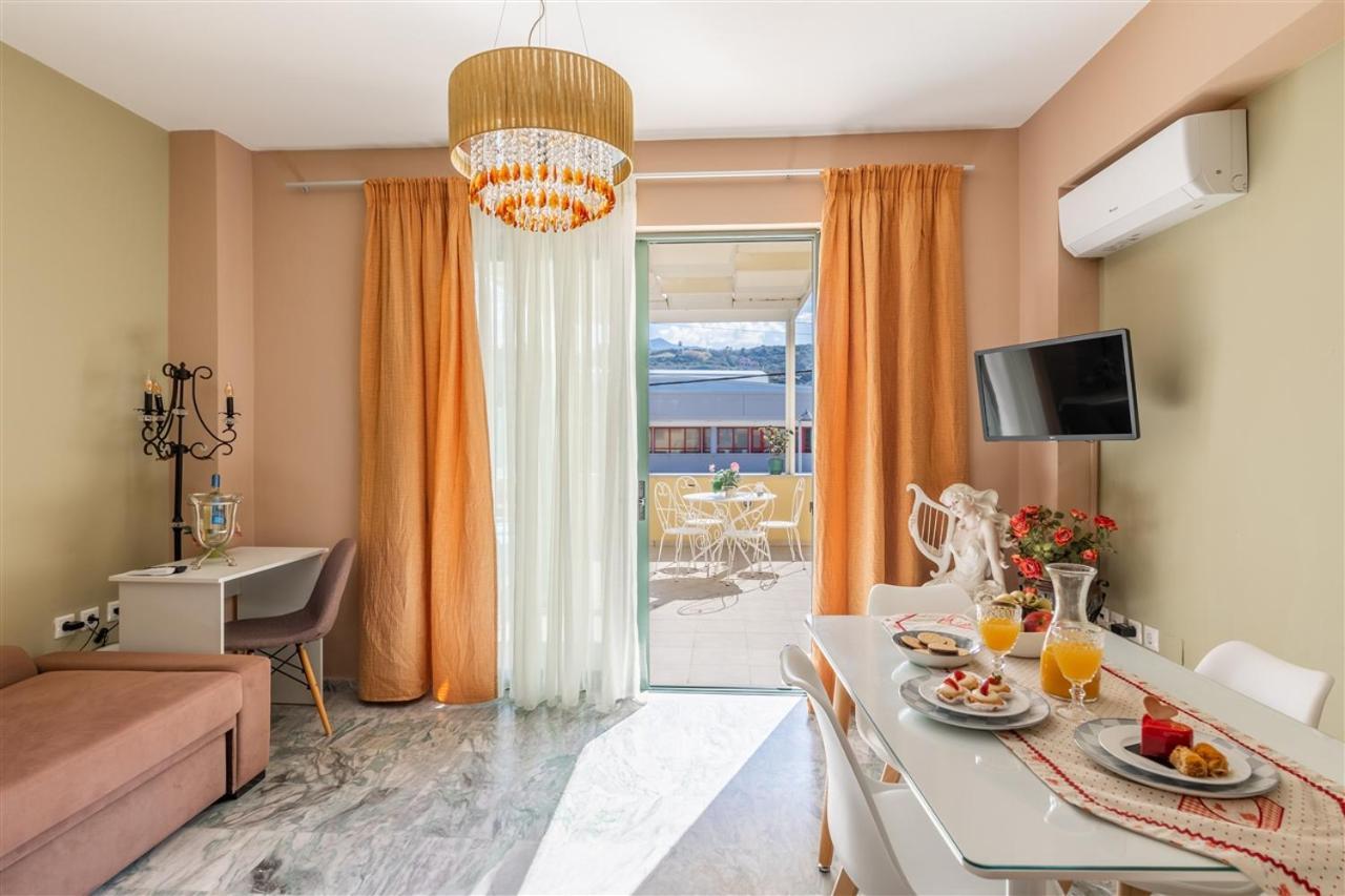 Apartment Fantasia Double By The Sea