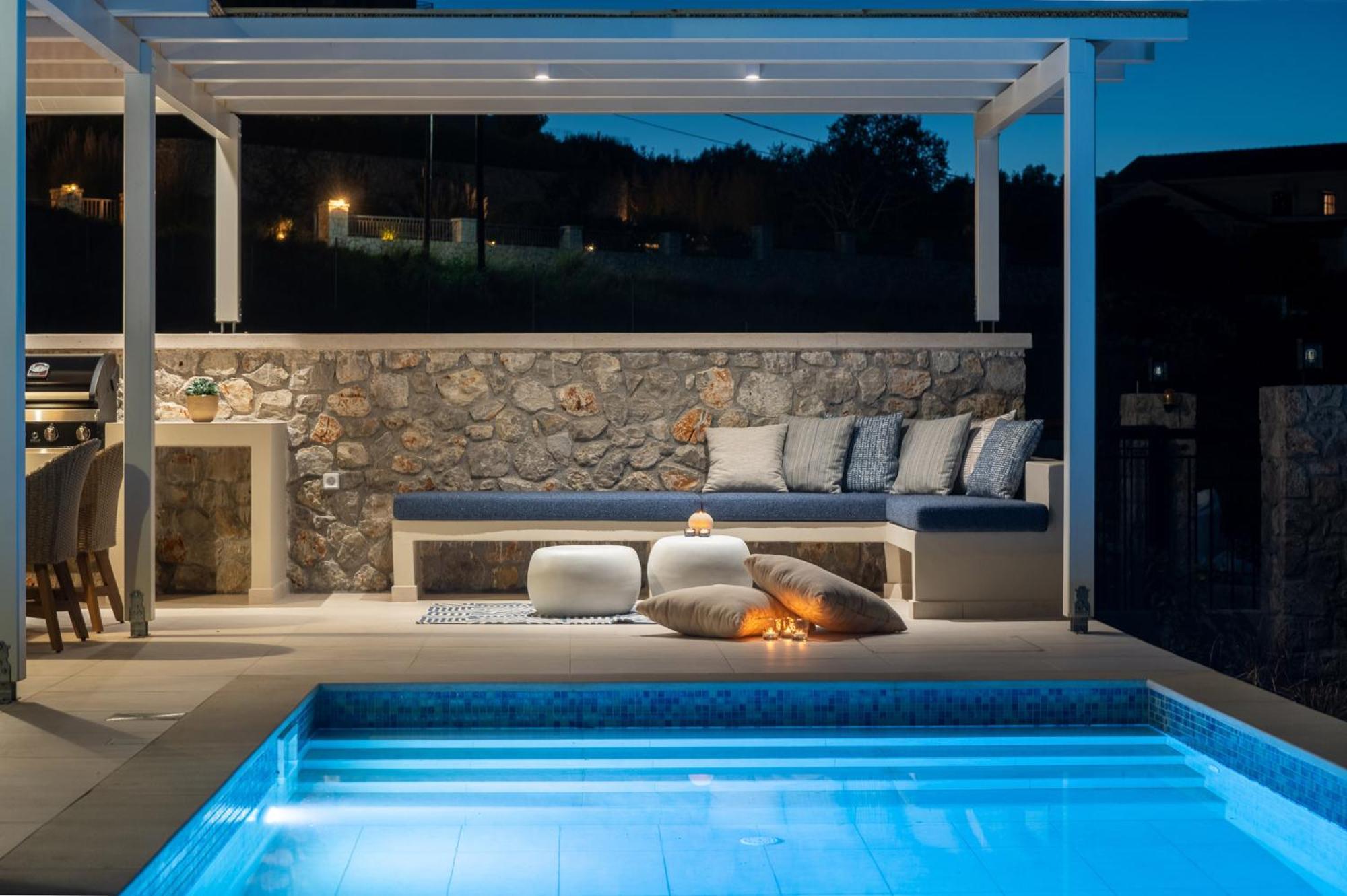 Ariste With Stunning Views Near Fiscardo Villa *