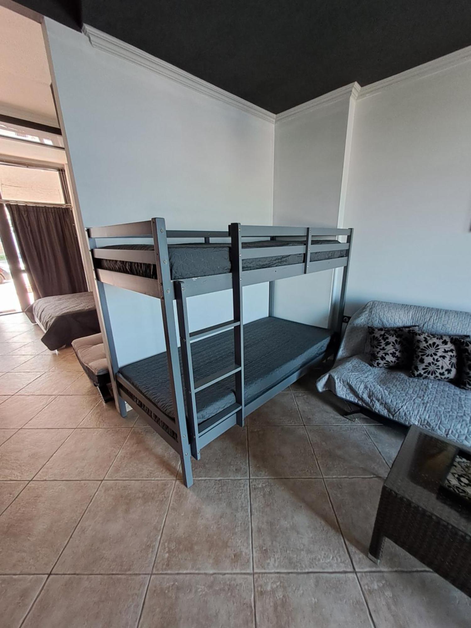 Sea View Apartment *