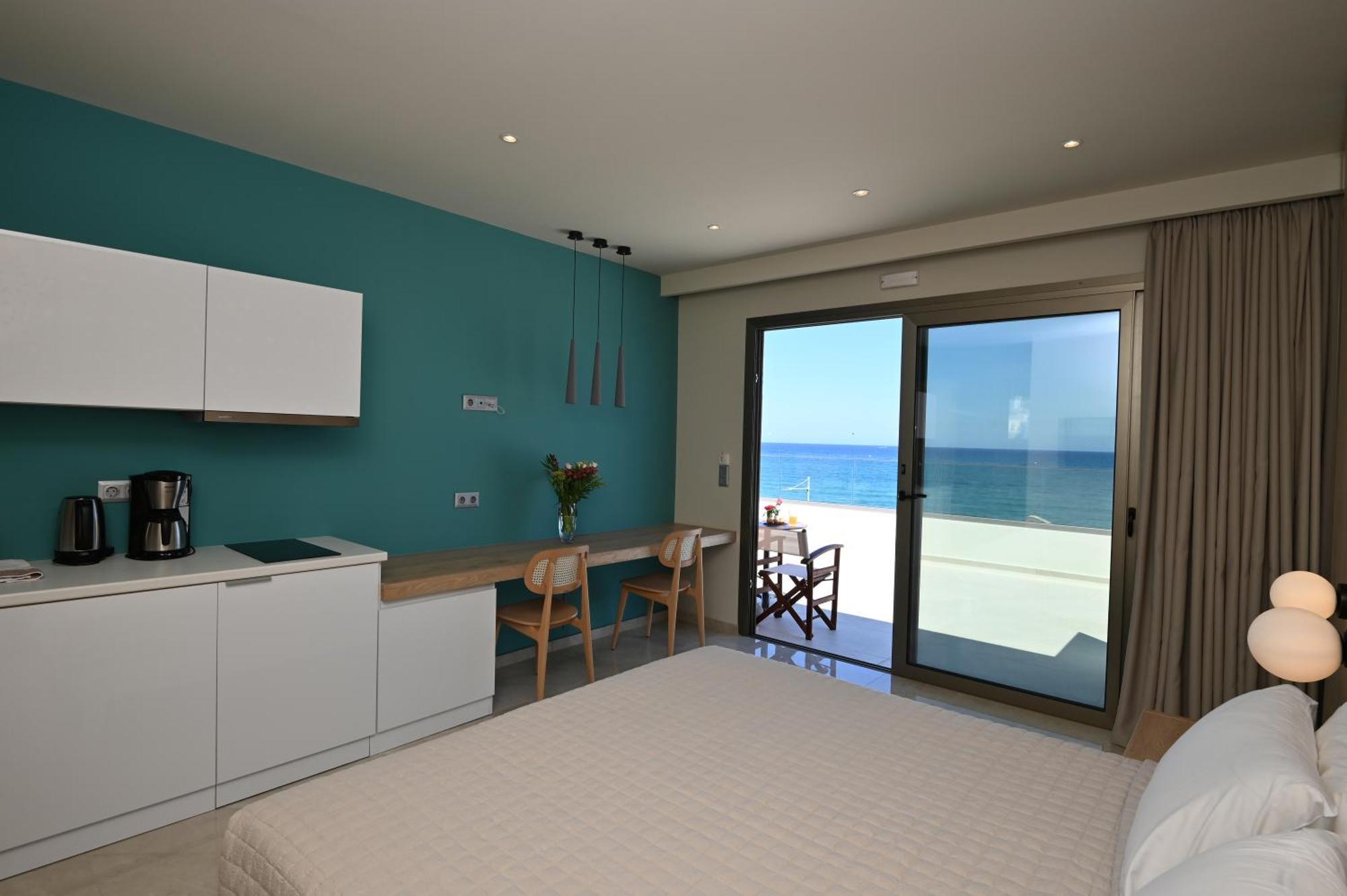 Blue Sky Aparthotel Rethymno (Crete)