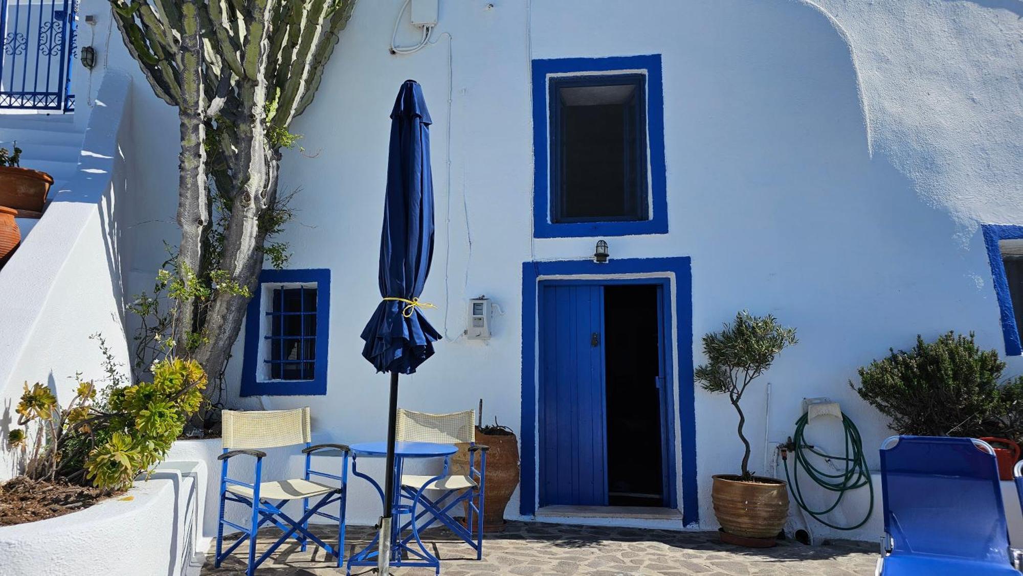Cactus Cave House On The Caldera Holiday home
