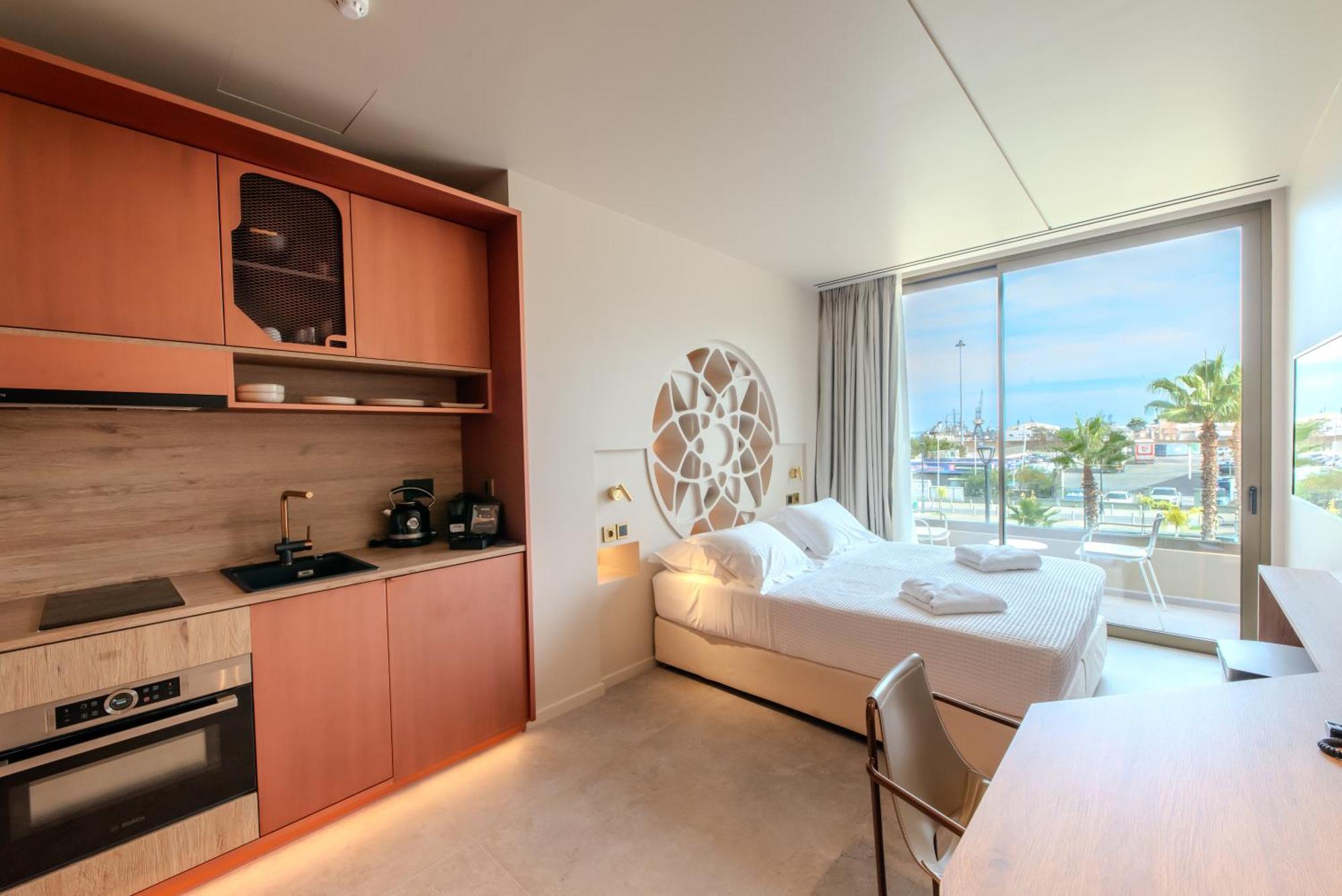 Oniros Residences Hotel