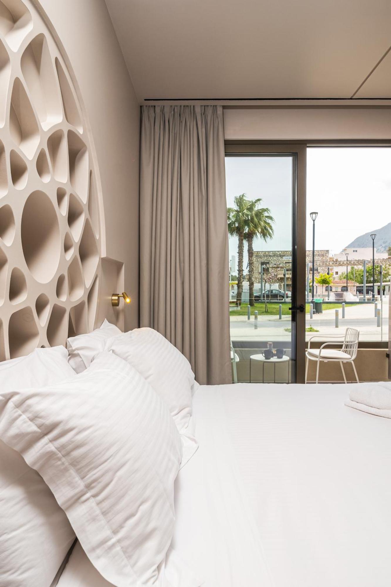 Oniros Residences Hotel 3*