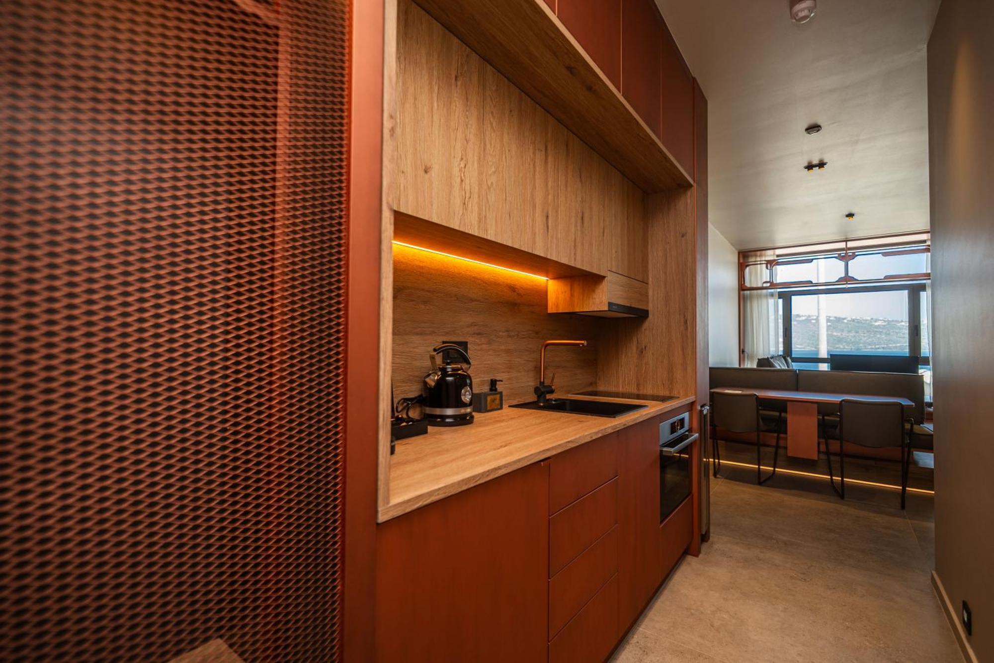 Hotel Oniros Residences Souda
