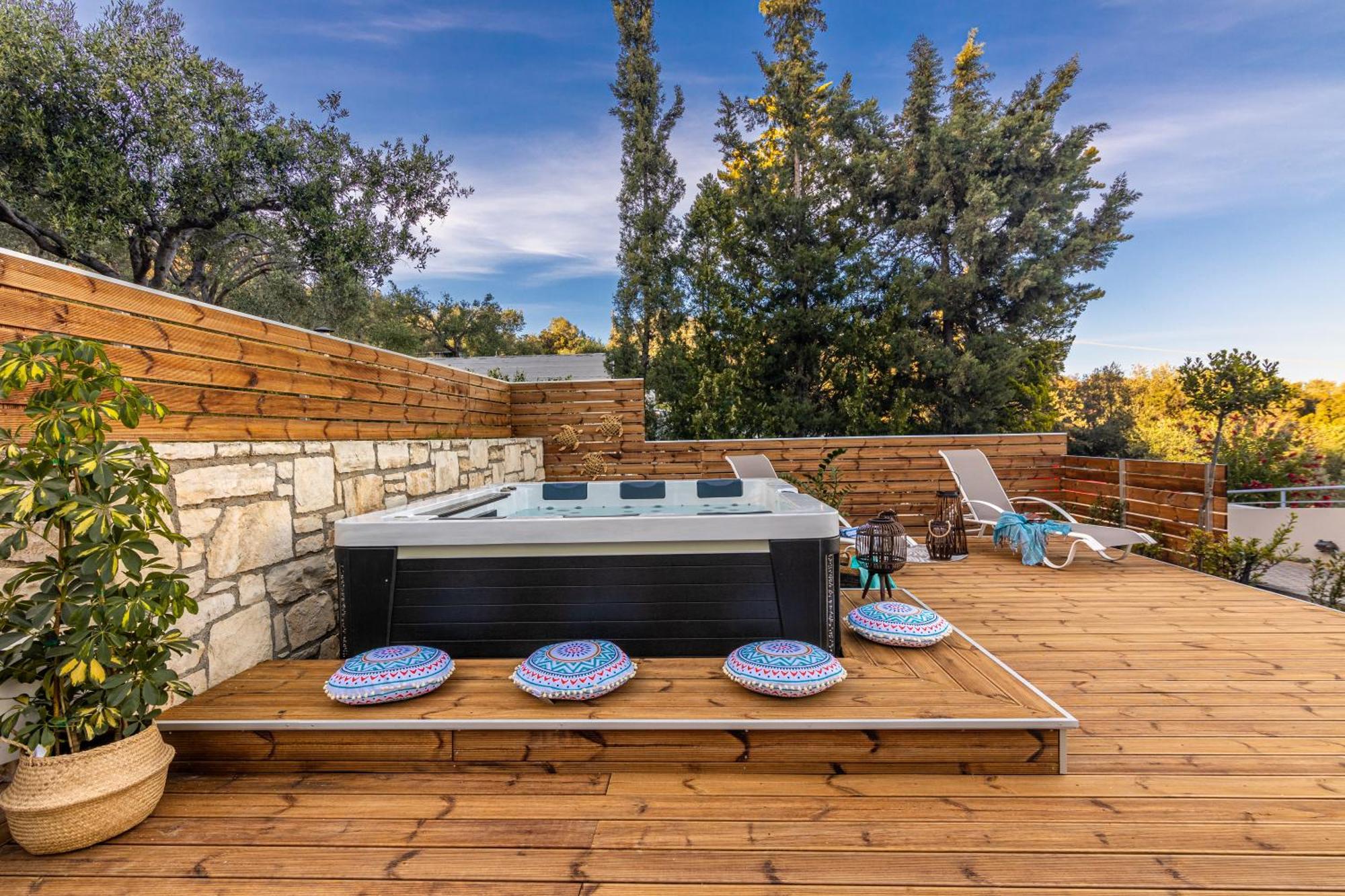 Albore Imblue, Jacuzzi Bliss In Countryside Escapes * Palaiokastro (Crete)