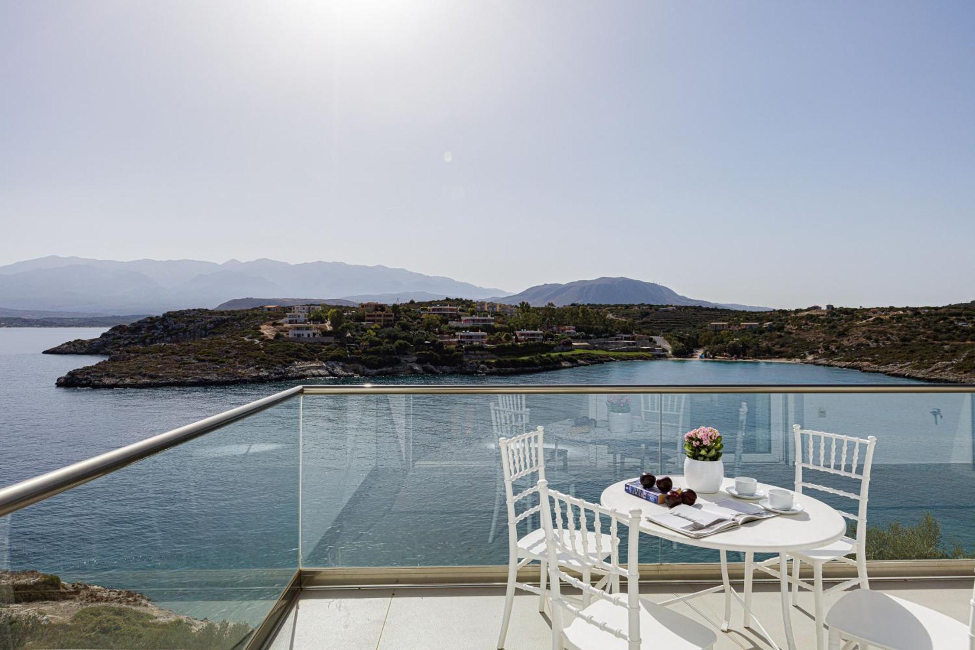 Cristal Villa *