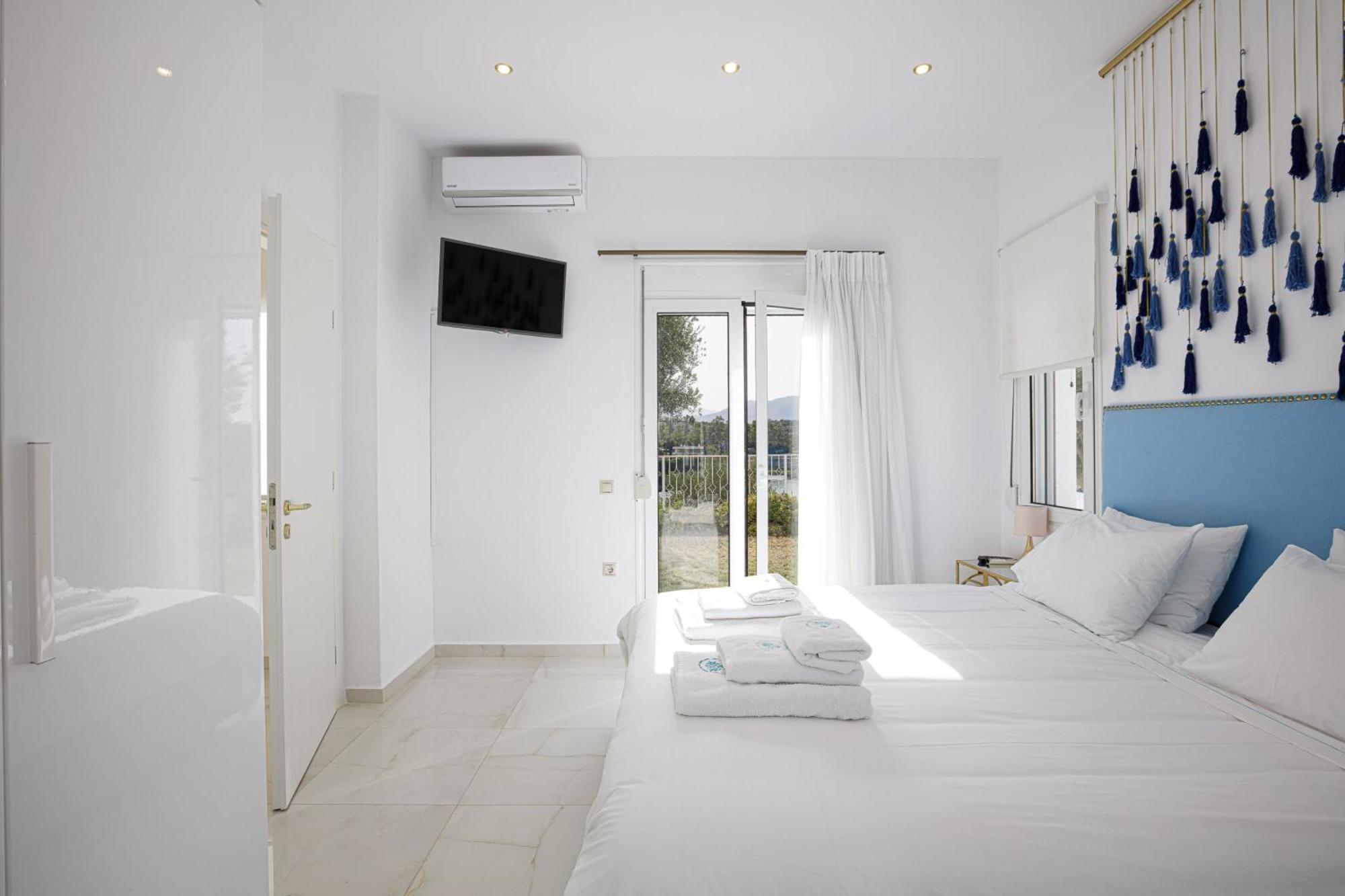 Cristal Villa *