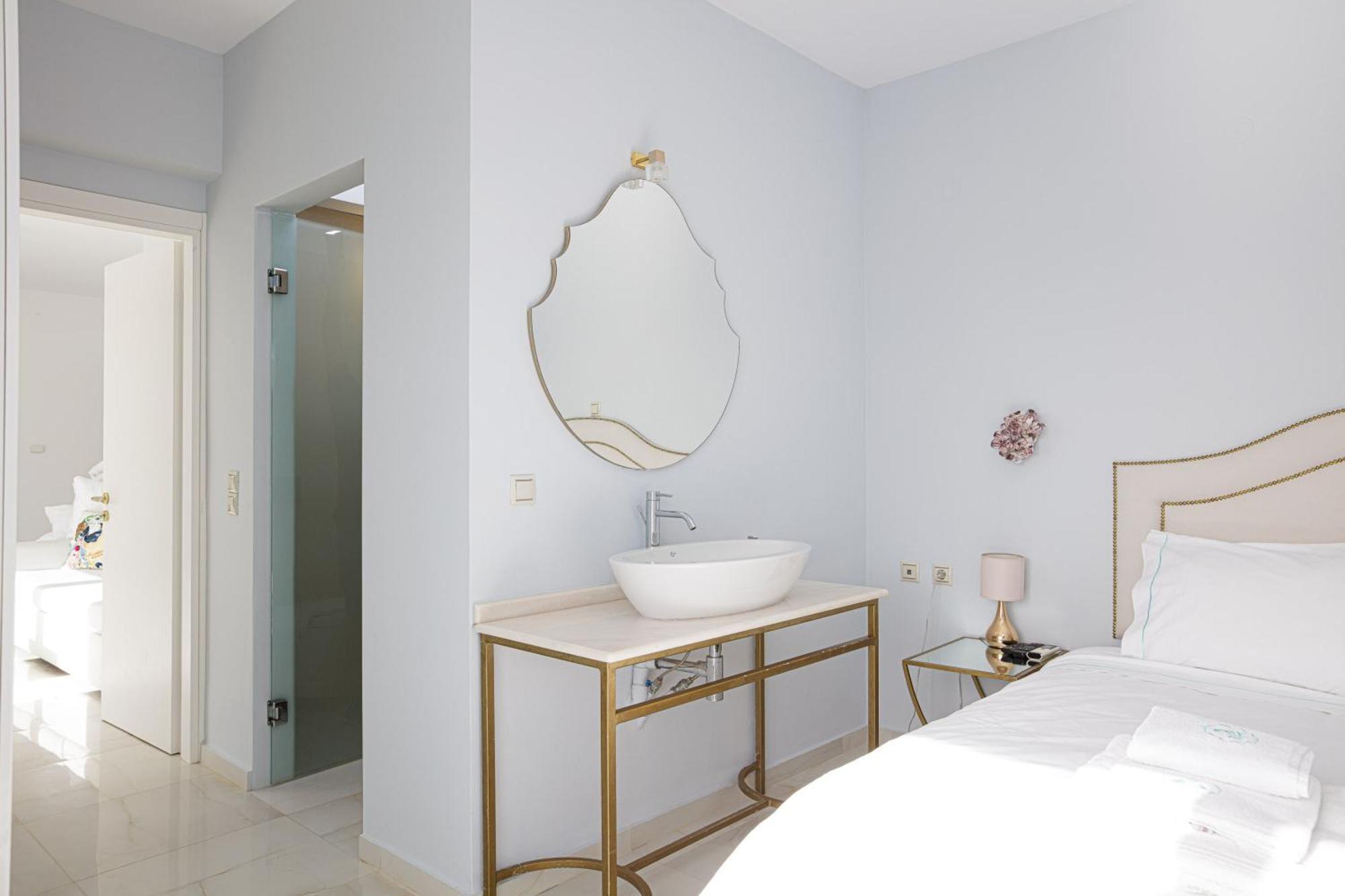 Cristal Villa