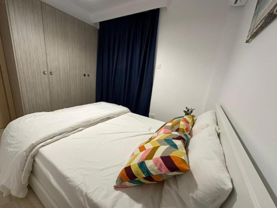 Quiet Simple Brand New Luxury By The Sea Apartment Athens