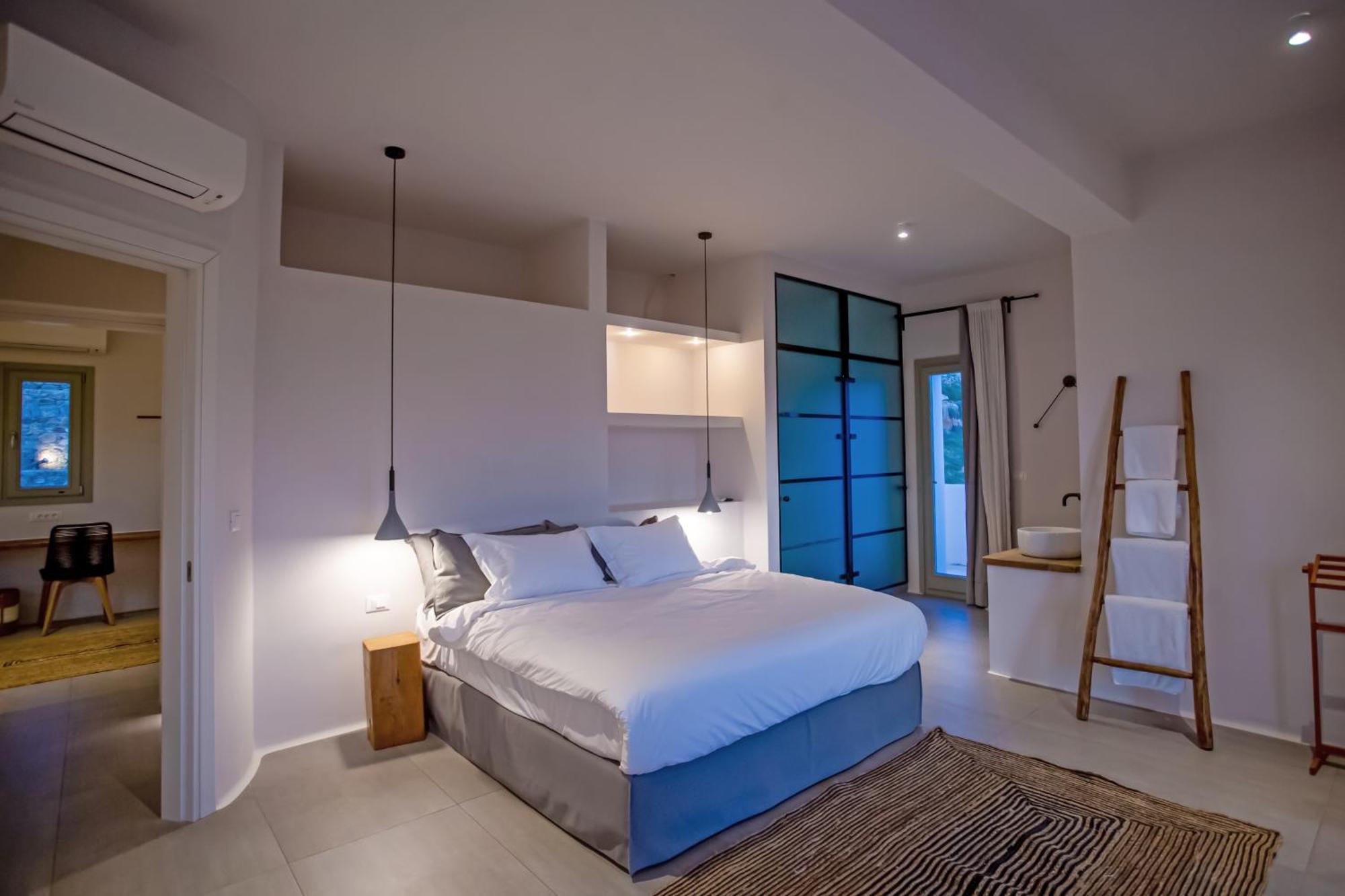 Aura Seaview Sunset Pool W Night Security Guard - Six Bedrooms *