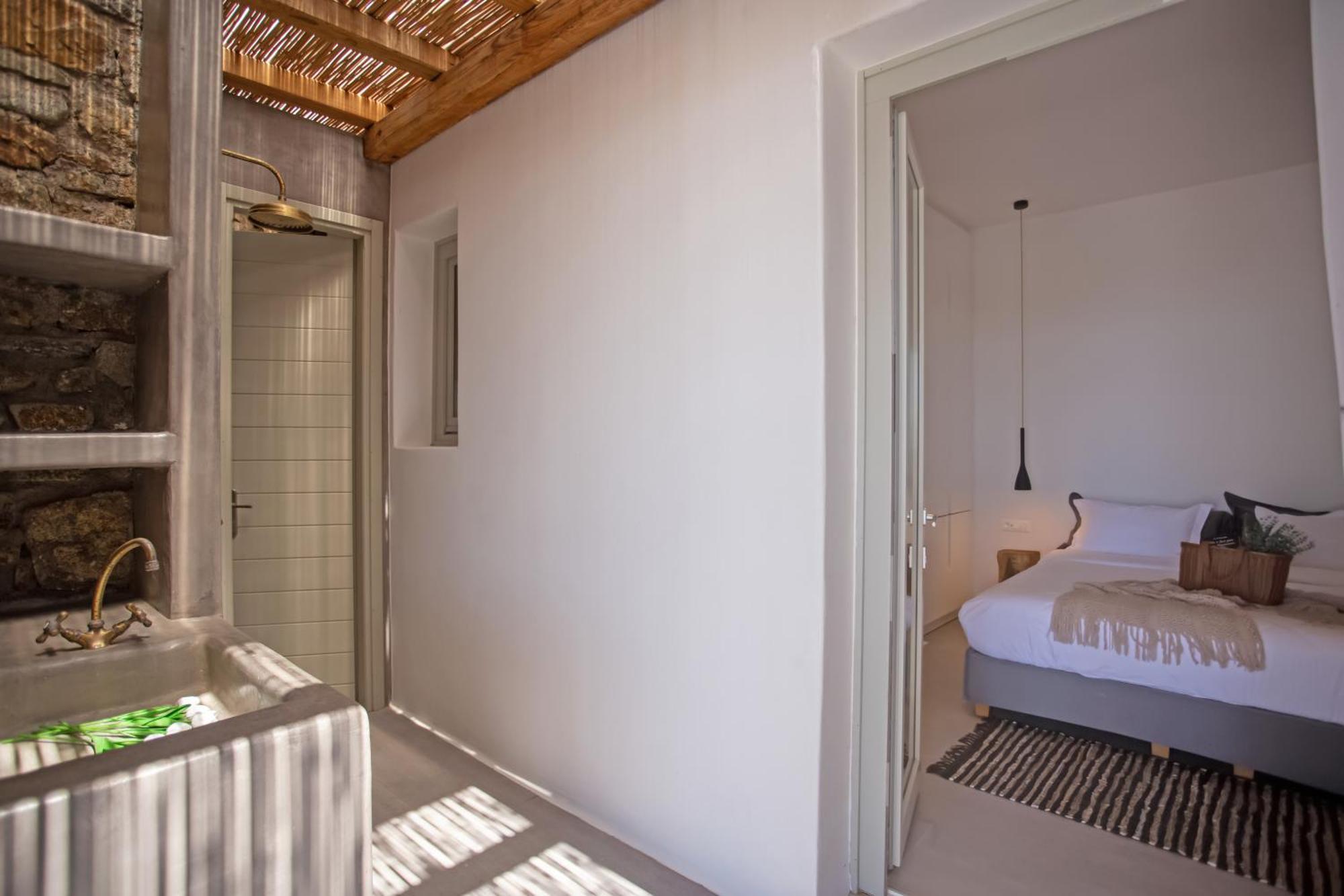 Villa Aura Seaview Sunset Pool W Night Security Guard - Six Bedrooms