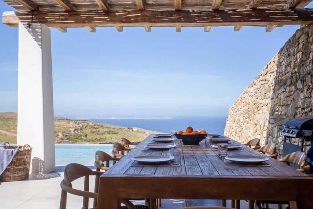 Villa Aura Seaview Sunset Pool W Night Security Guard - Six Bedrooms Fanari (Mykonos)