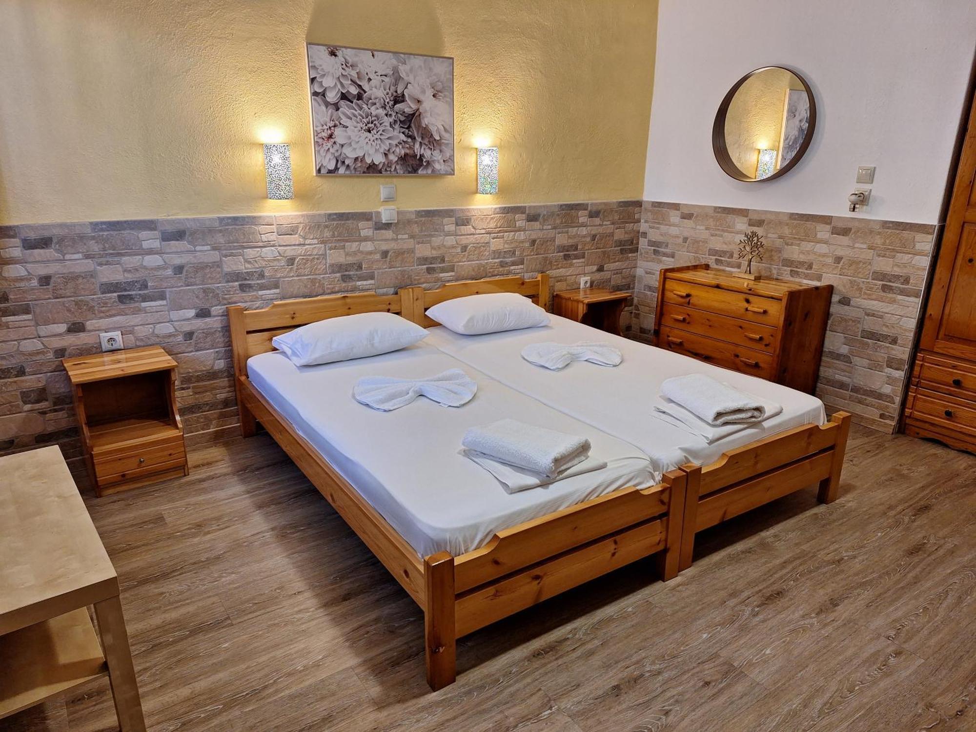 Zefyros Studios Apartment Neos Marmaras