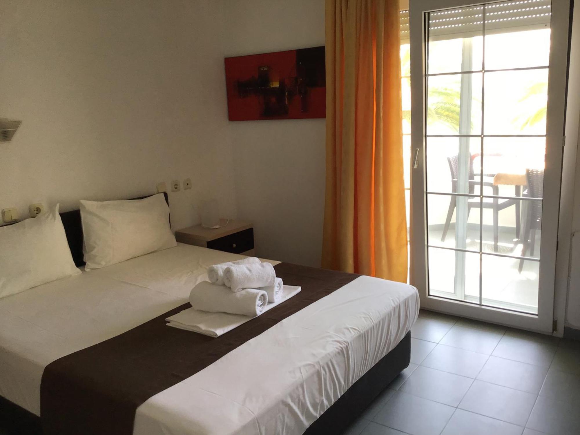 Meliton Aparthotel Porto Koufo