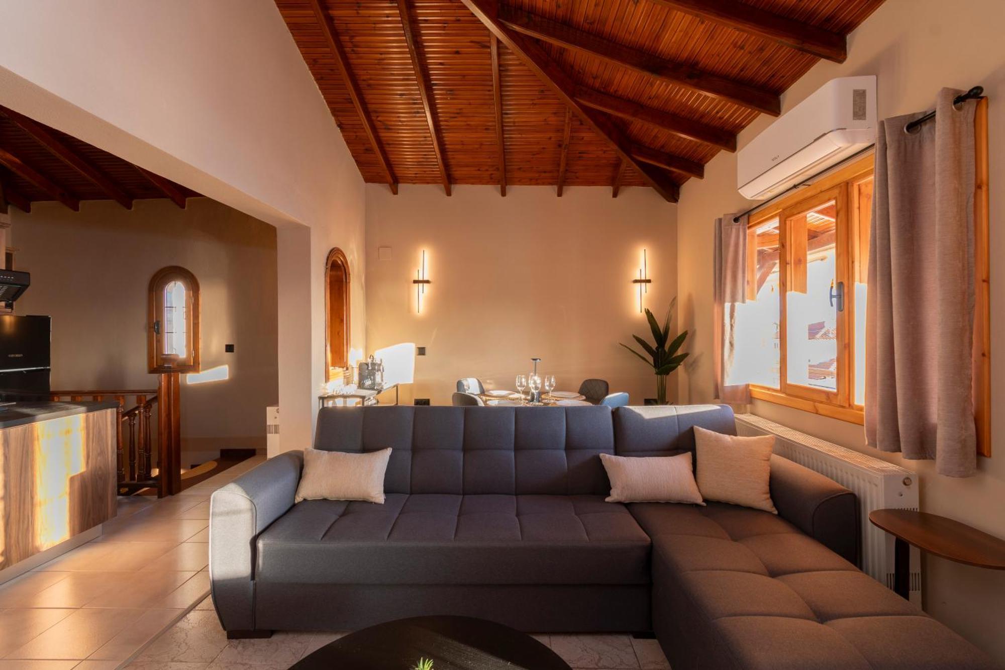 Loft From Above Apartment Neos Marmaras