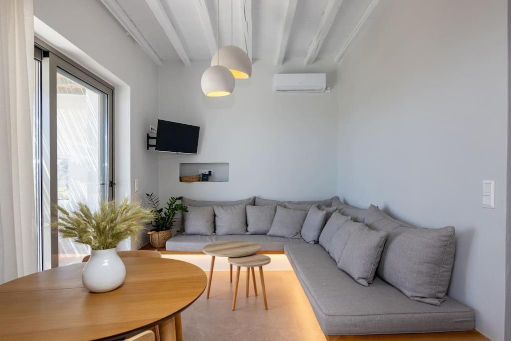 Savel House Villa *