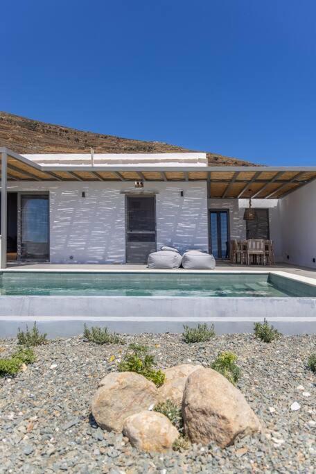 Villa Savel House