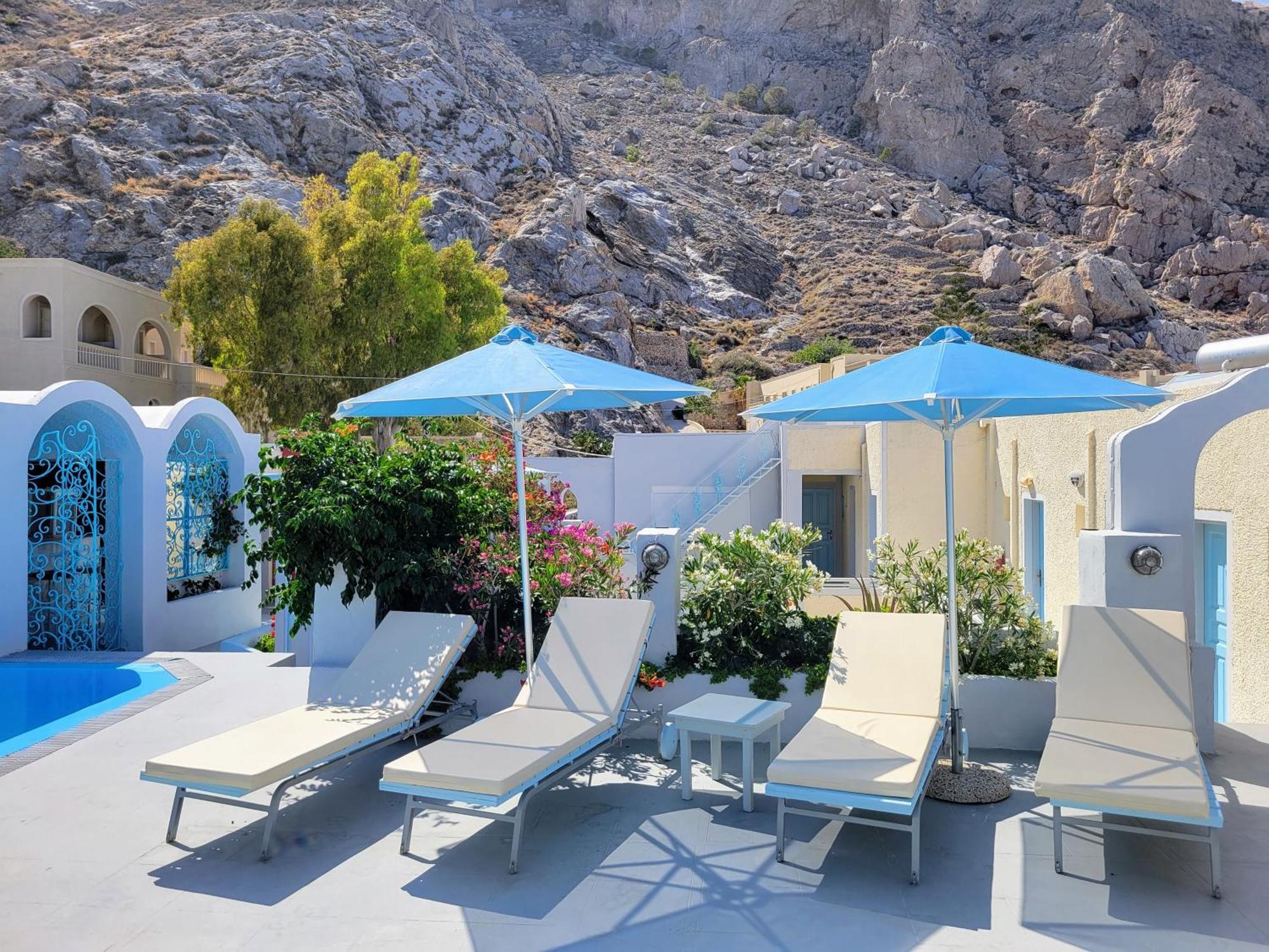 Anneta Kamari (Santorini)