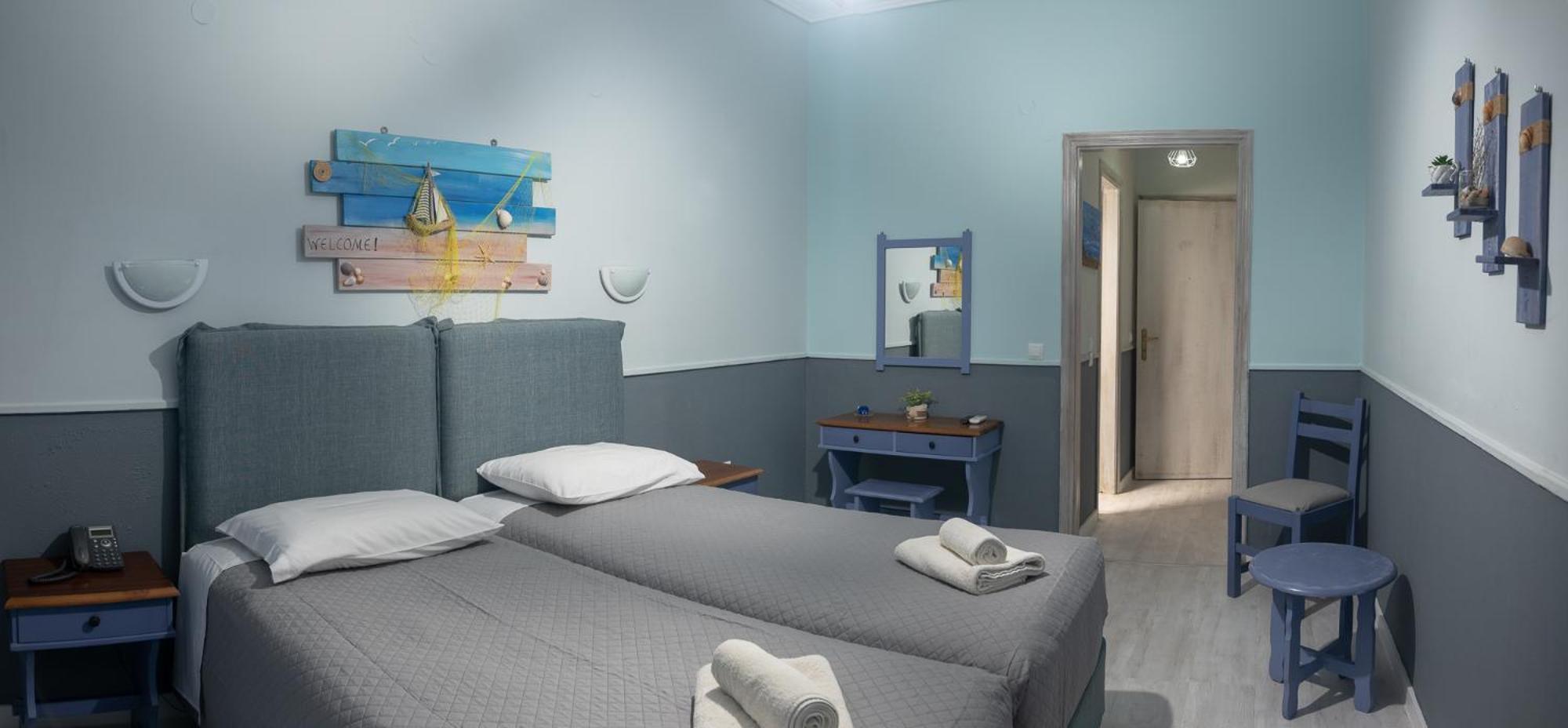 Hotel To Kyma