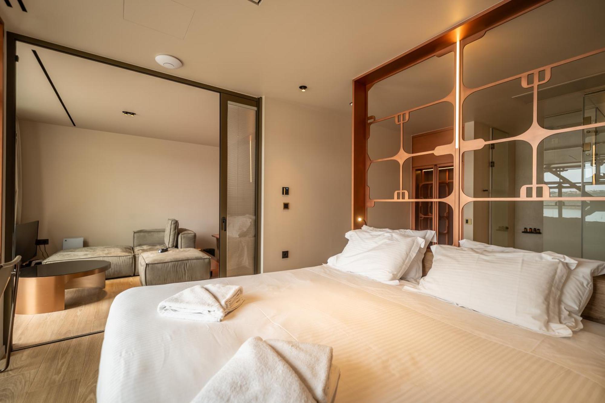Oniros Residences Hotel Souda