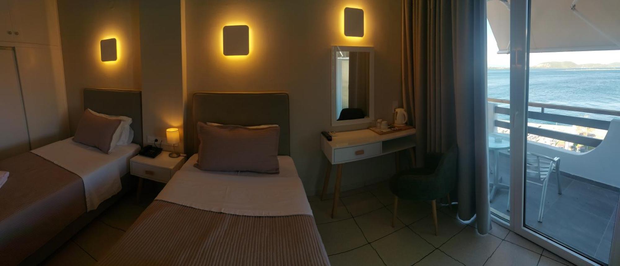 Avra Hotel