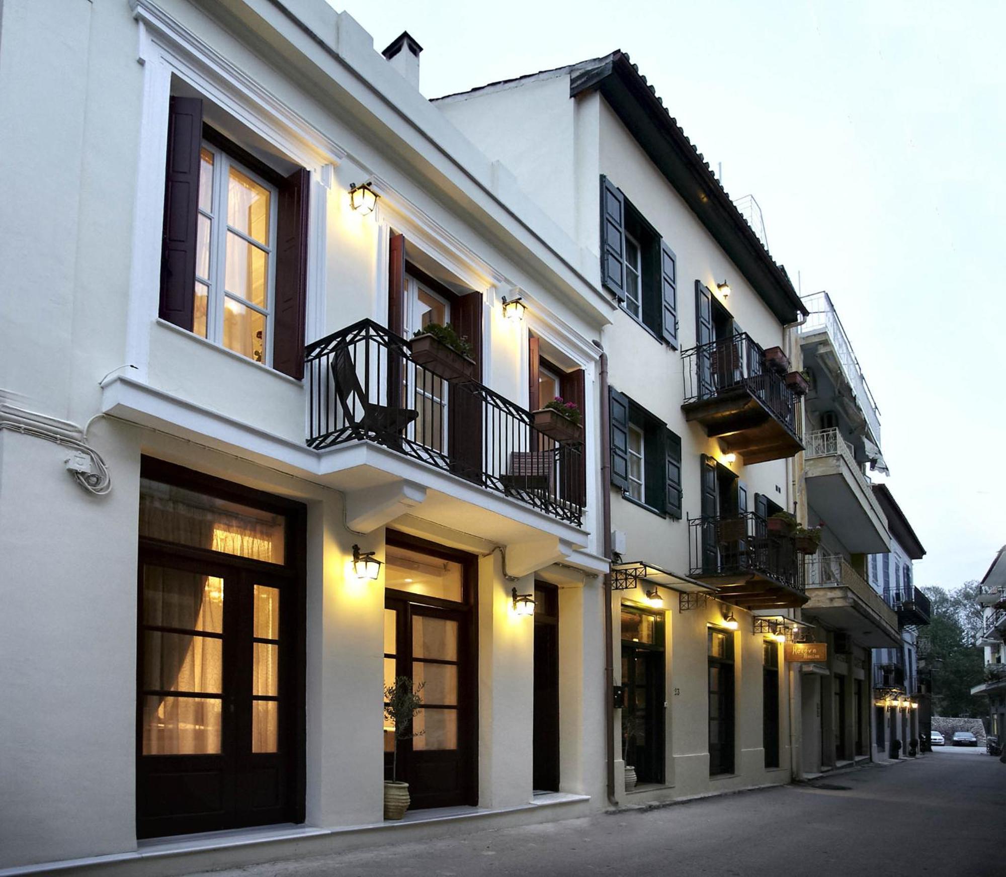 Guest house Isioni 4*