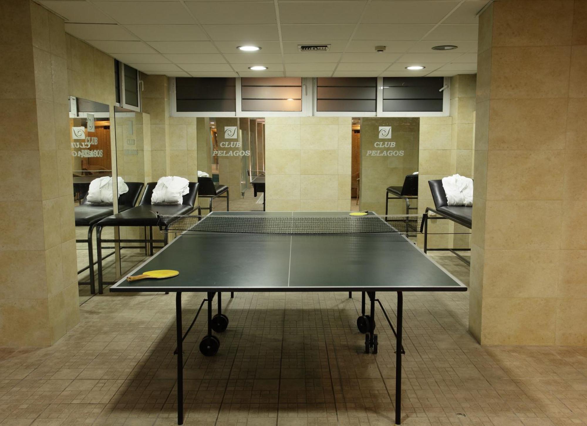 Hotel Athina Airport 3*