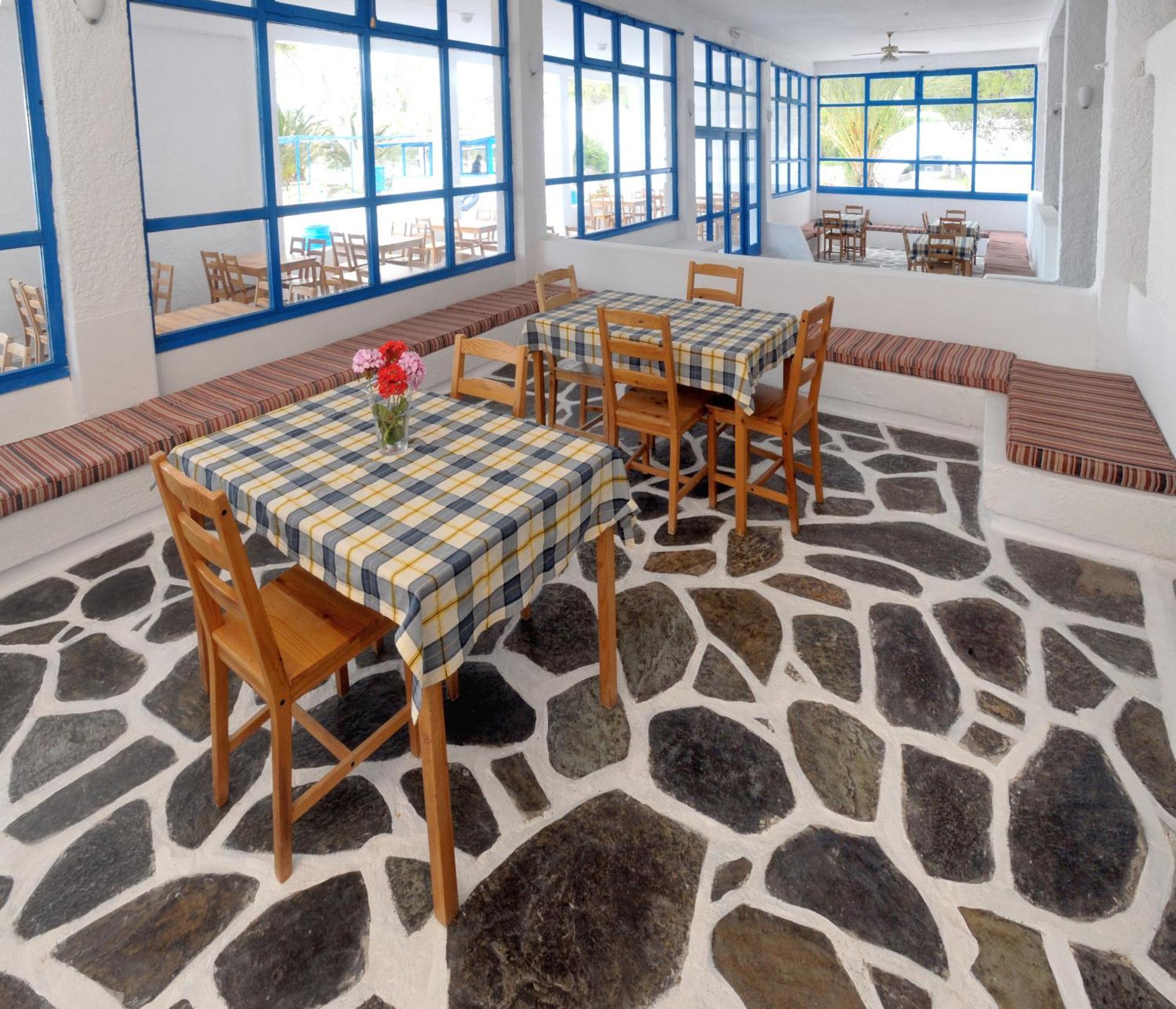 Hotel Lagada Adamantas (Milos)